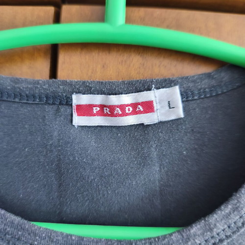 Prada men's t-shirt new, size L, gray