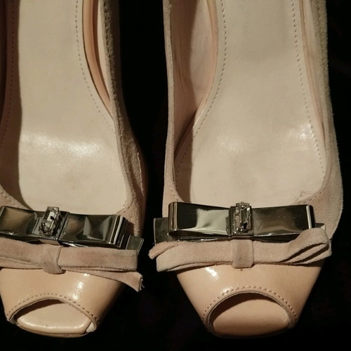 Vavoulas leather pumps used, size 36, 9.2 cm heel, beige