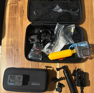 GoPro Hero 11 Black + extra