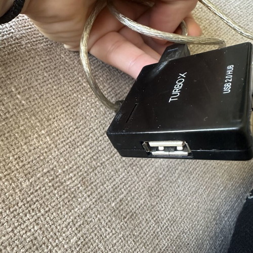 Turbo-X USB 2.0 Hub with 4 Ports like new
