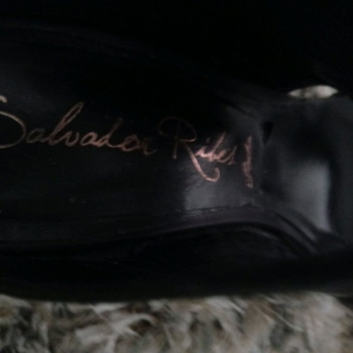 Leather sandals with laces Salvador Ribes like new, size 36, black