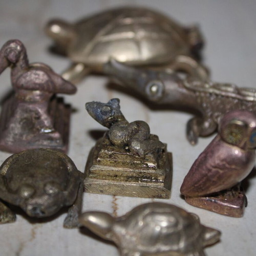 African metal precision scale weights, turtle 5.5x4 cm, 1980
