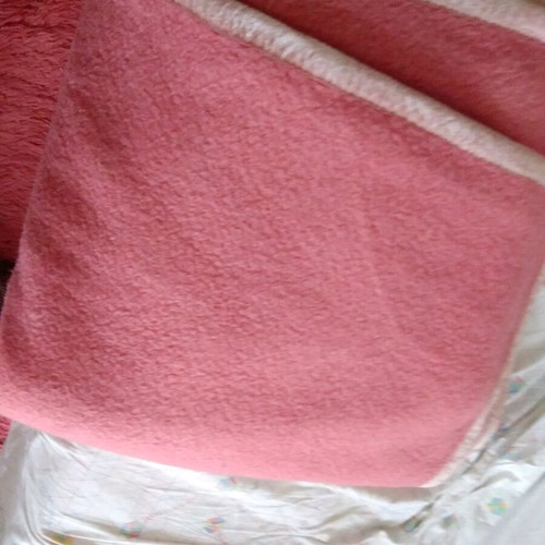 Vintage double wool blanket like new, soft texture, pomegranate color