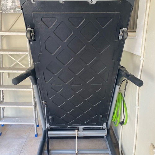 Alpine Corina E-725 treadmill used with wear