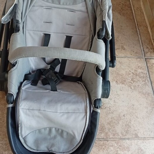Graco 3-in-1 stroller used with carrycot, footmuff, and rain cover