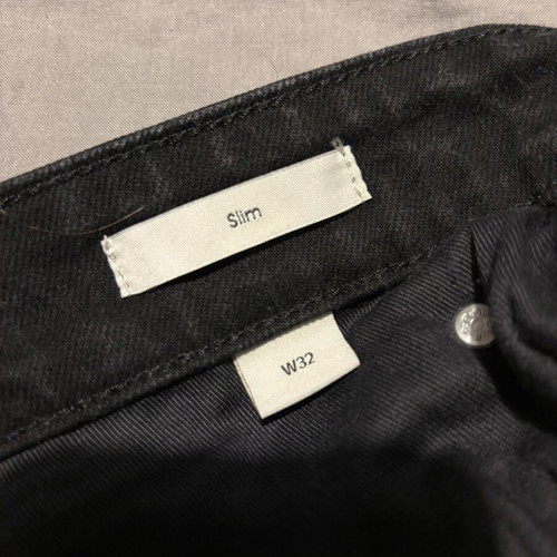 Calvin Klein Bermuda shorts like new, size W32, black