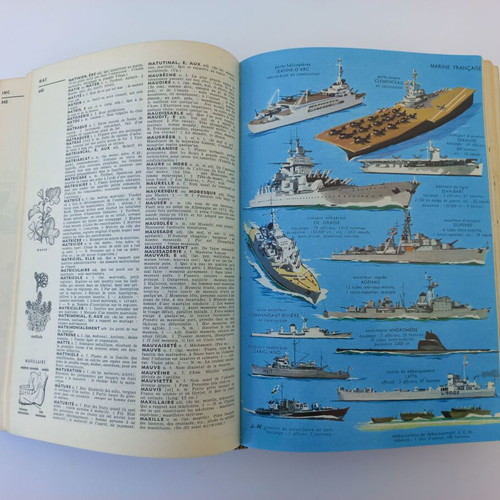 Petit Larousse used encyclopedia 1962, French language