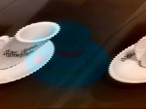 *ΟΥΖΟΥΝΟΓΛΟΥ* Coffee . porcelain kupa.