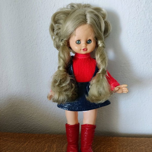 Kehagia doll Fani used, height 33cm, with one open eye