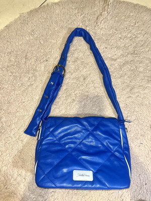 Doca blue shoulder bag like new with minor defects