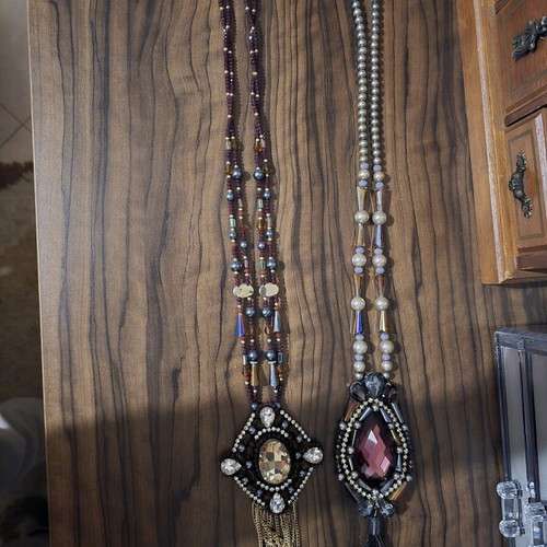 Bijoux assortment used, pack