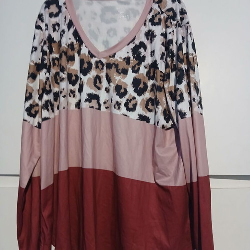 Women's blouses like new, size 3XL, pack of 4
