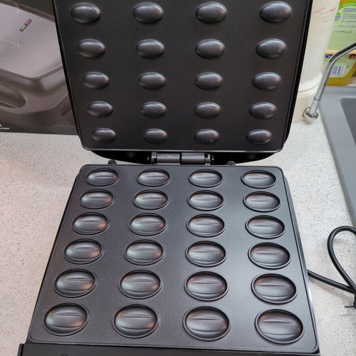 Nut Maker machine