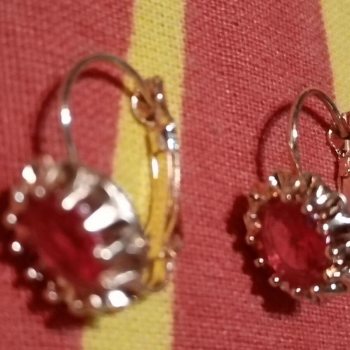 Gold Plated Earrings with Simulated Rubies new