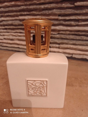 Φιάλη άρωμα πορσελάνη Lampe Bergen by Revoil μεταχειρισμένη