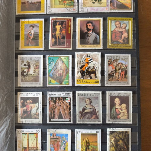 Art Stamp Album like new, A4 16 pages, approx. 500 stamps