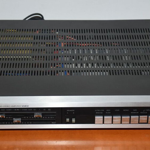 Uher VG832 integrated amplifier used with phono input