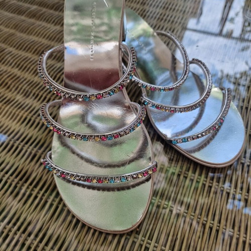 Giuseppe Zanotti heeled sandals like new, silver leather with crystals, size 37