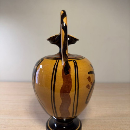 Ancient Greek kanata used, black-figure style