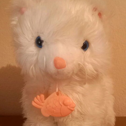 Cat toy used with battery, moves tail and makes sound