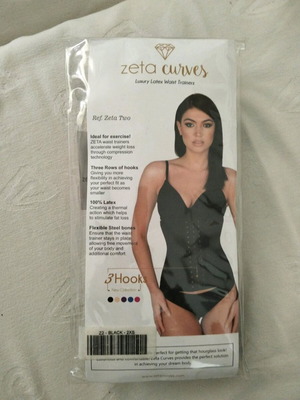 Zeta Curves belt new, size XXS, black