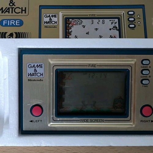 Nintendo Game & Watch Fire FR-27 Wide Screen like new