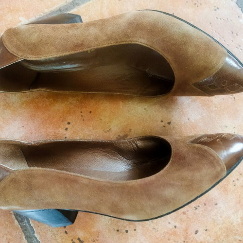 Arabatzis suede shoes like new, size 37