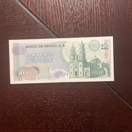 10 pesos 1977 unc aaa like new