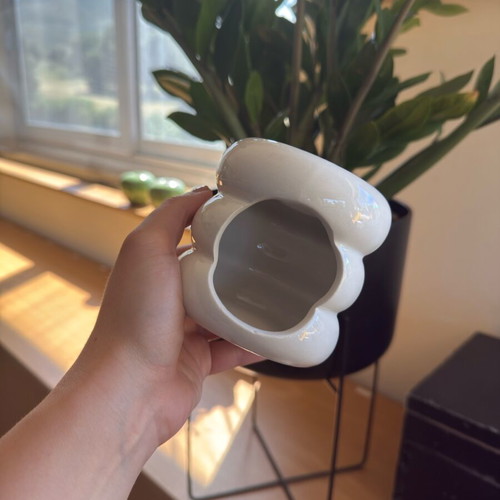 Ceramic Aromatherapy Diffuser in White-Cream Shade