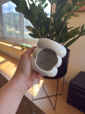 Ceramic Aromatherapy Diffuser in White-Cream Shade