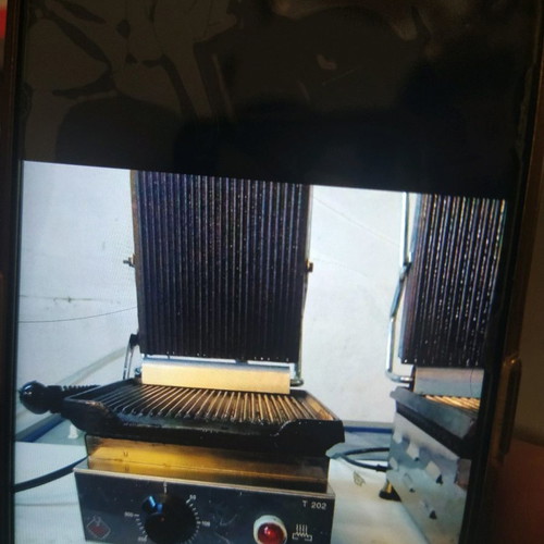 Professional toasters in excellent condition