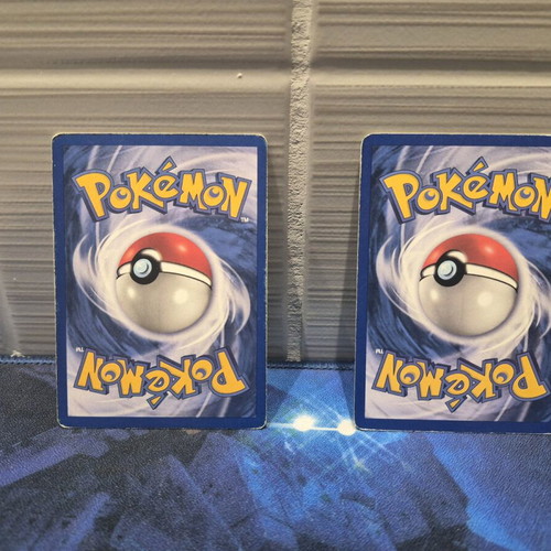 Pokemon Ivysaur & Bulbasaur 1999 Base set non holo cards used
