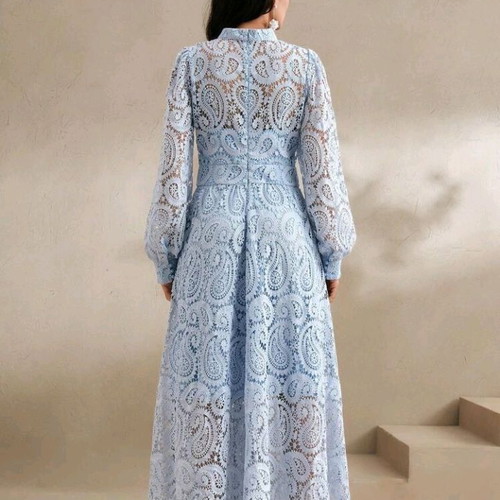 Long lace dress turquoise like new, size S