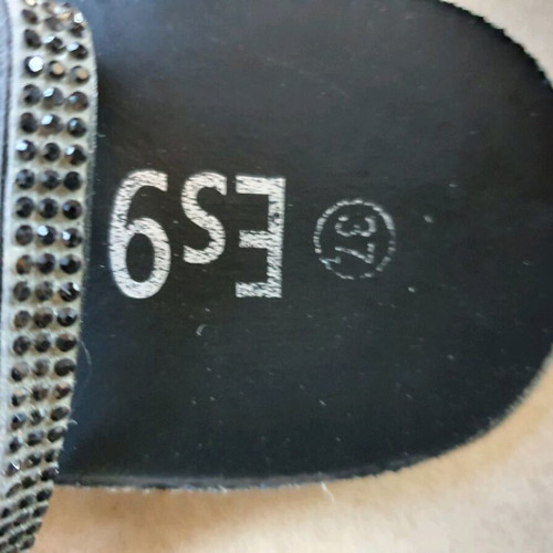 Es9 sandals used, flat with straps and rhinestones