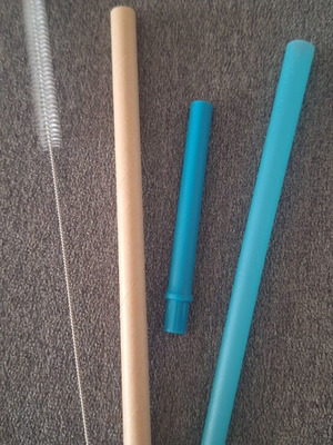Tupperware straw and brush new