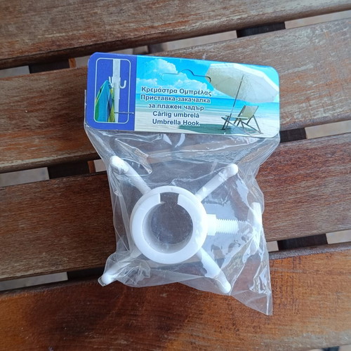 Plastic Umbrella Hook with 4 Hooks, New