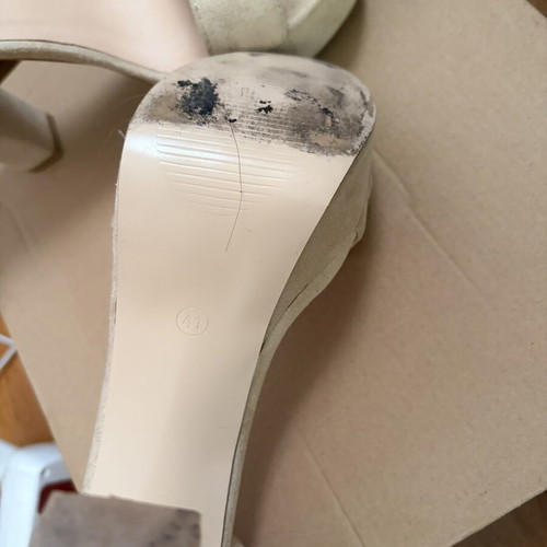 Beige suede platform pumps with thick heel size 41 used