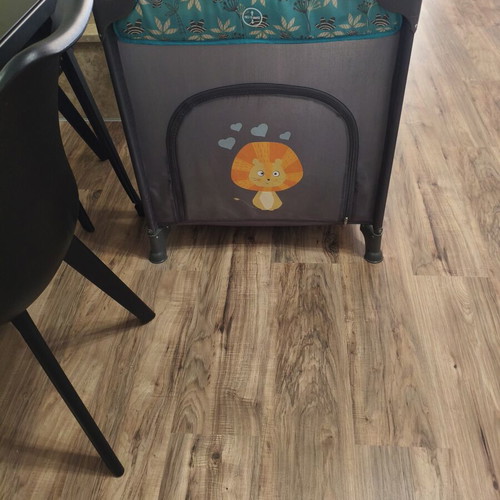 Playpen with orthopedic mattress like new, foldable with carrying case
