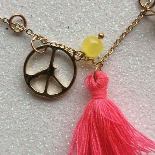 Bracelet like new with details and tassel