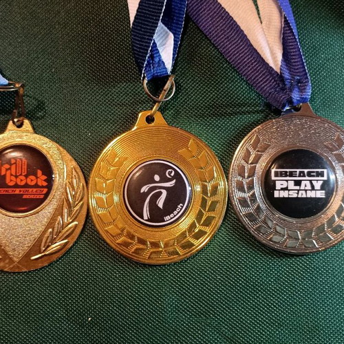 Beach Volley collectible medals like new, set of 5, 10 years old
