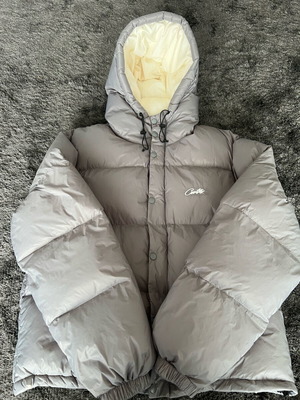 Cortez puffer new, size large, gray