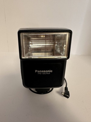 National PE-201M Vintage Flash Like New for Analog Cameras
