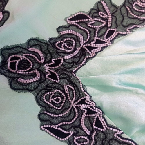 Marcelane Silk Shell Embellished Floral Blouse Green XL Like New