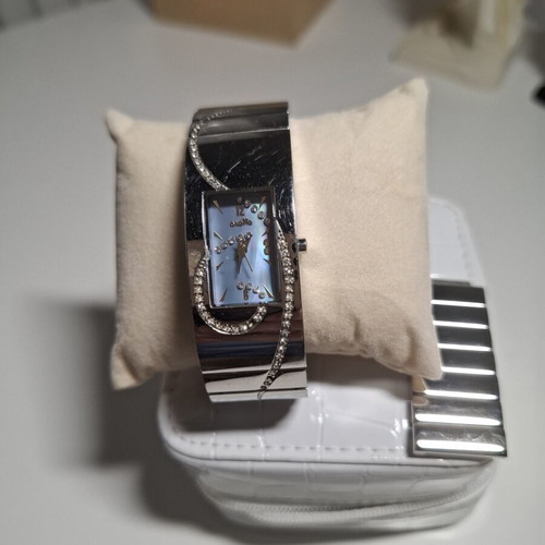 Oxette women's watch used with extra bracelet, silver