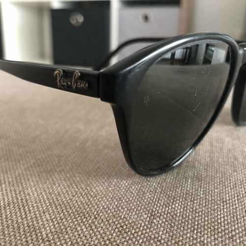 Rayban Broadway sunglasses used with minor lens scratches