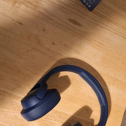JBL Tune 770NC wireless headphones like new, blue