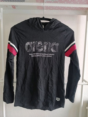 Arena women's thin sweatshirt like new, size M, black multicolor