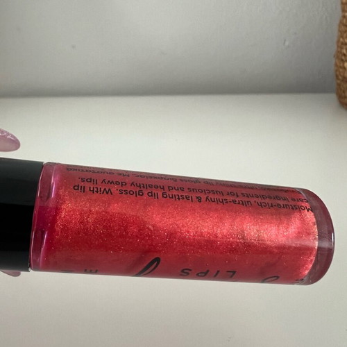 Mon Reve Shiny Lip Gloss like new, shade 05 Red Flame