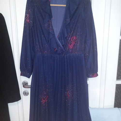 Dress one size like new, blue, with lining