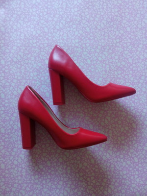 Red high heels, size 37